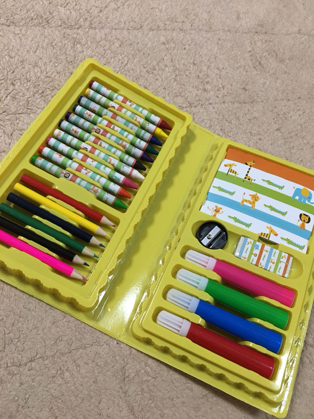 新品、クレヨン、色鉛筆、サインペン セット