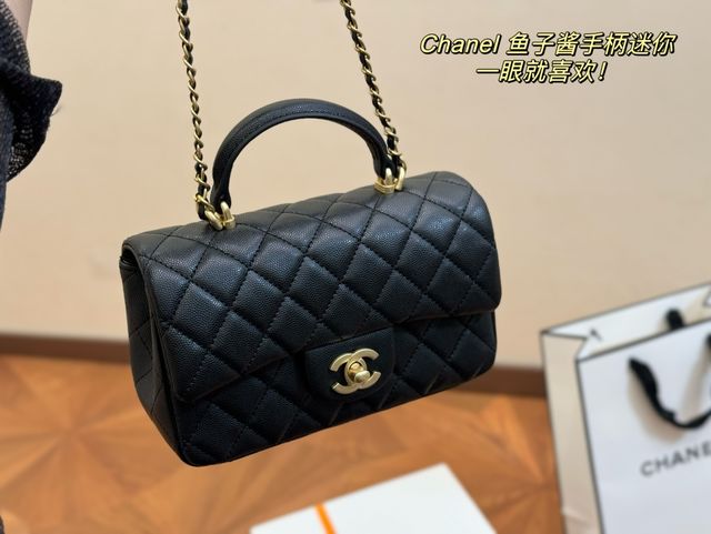 新品Chanel佐川発送 綺麗美品CJZ