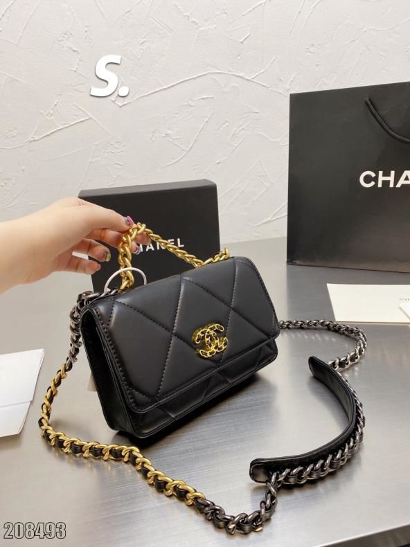 Chanel8493番