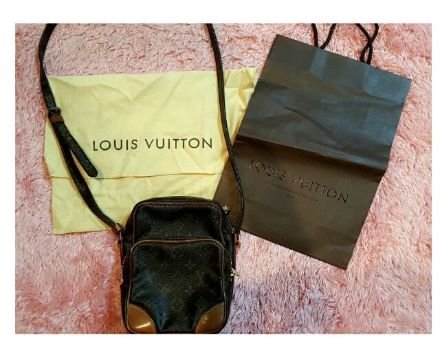 美品 LOUIS VUITTON ショルダーバッグ