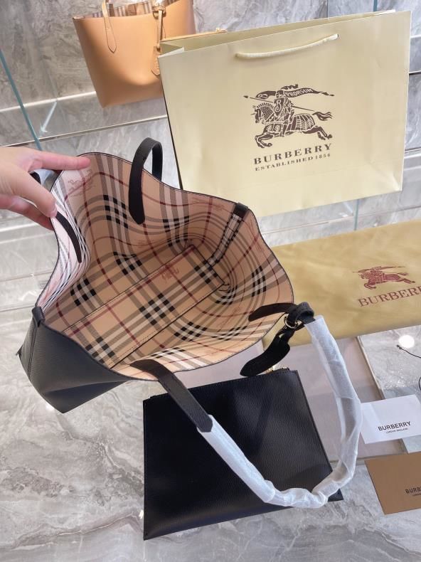 綺麗 美品ハンドバッ。グLN50