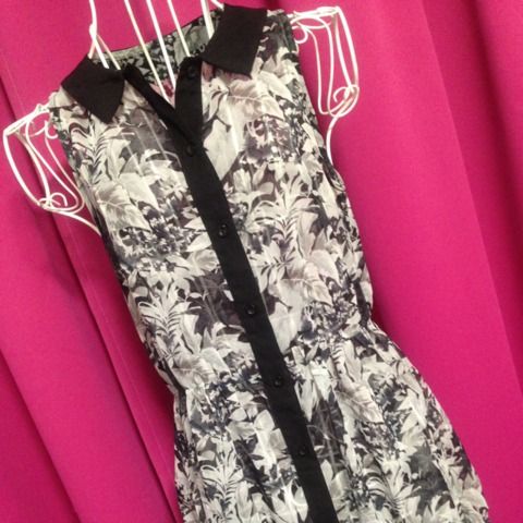 送込guシースルー花柄ロングワンピース ジーユー Gu フリマアプリ サイトshoppies ショッピーズ