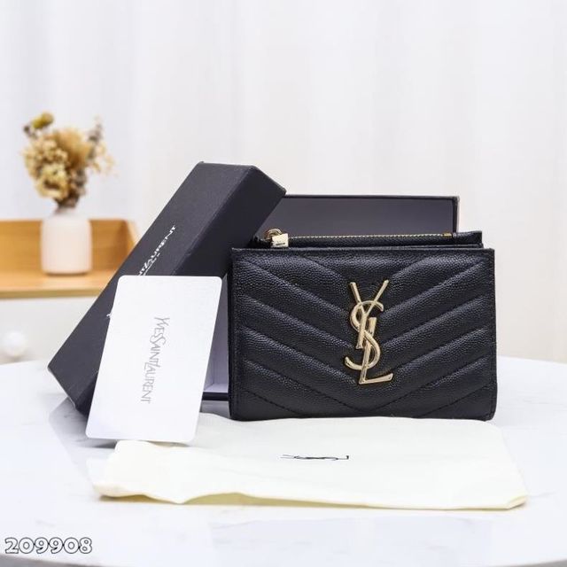 YvesSaintLaurent綺麗美品人気定番財。PC88