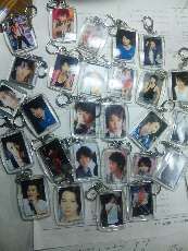 嵐 ガチャガチャ 公式グッズ フリマアプリ サイトshoppies ショッピーズ