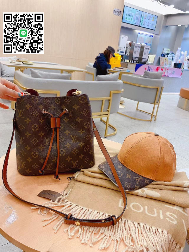 TJHブランドバッグセットがお得な特価_023216