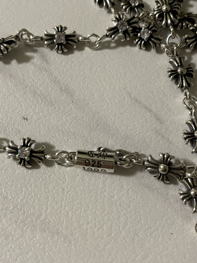 クロムハーツ タイニークロスチェーン ダイヤ