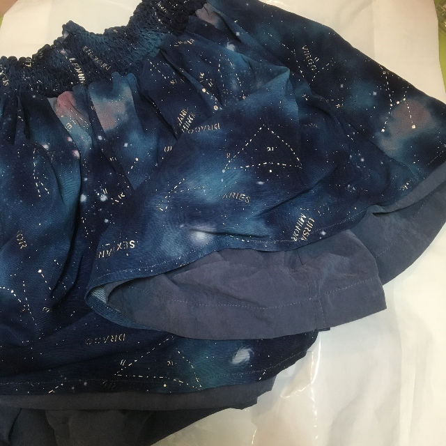 宇宙柄リバーシブルキュロット フリマアプリ サイトshoppies ショッピーズ