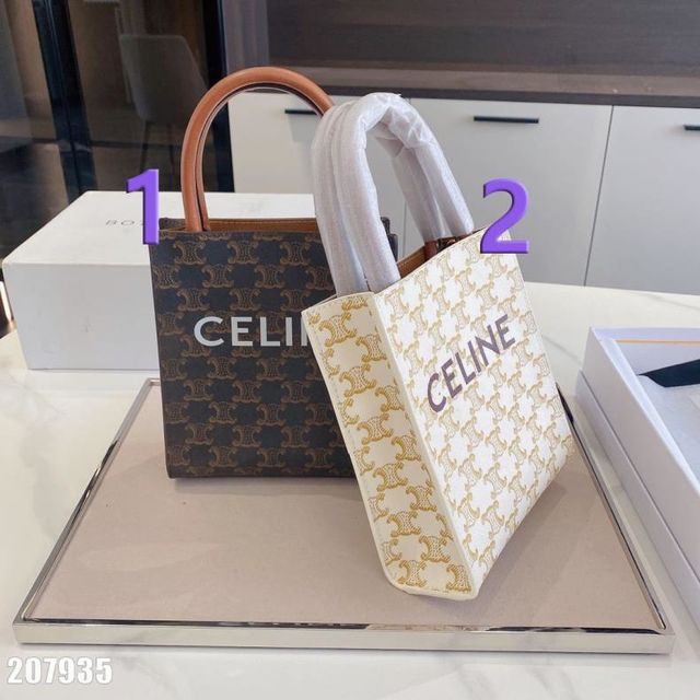 綺麗Celine美品 ショル。ダーWZ70