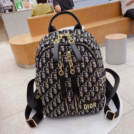 綺麗!人気新品 バックパックHF6009