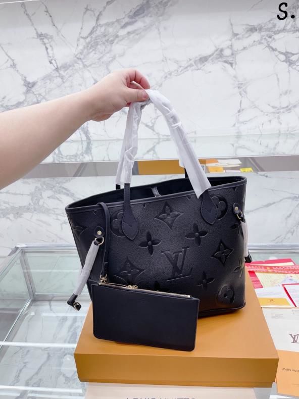 美品!ルイ?ヴィトンバッグ 大人気8YR