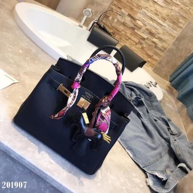 綺麗 美品ハンドバッ。グ