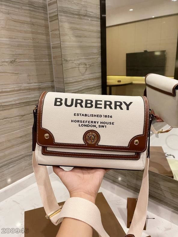 ファッションBurberry大人気 新品HJ17