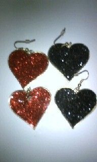 キラキラ ハートピアス 黒 フリマアプリ サイトshoppies ショッピーズ