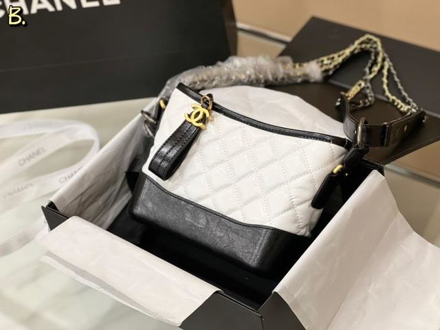 美品!シャネルバッグ 大人気8TC