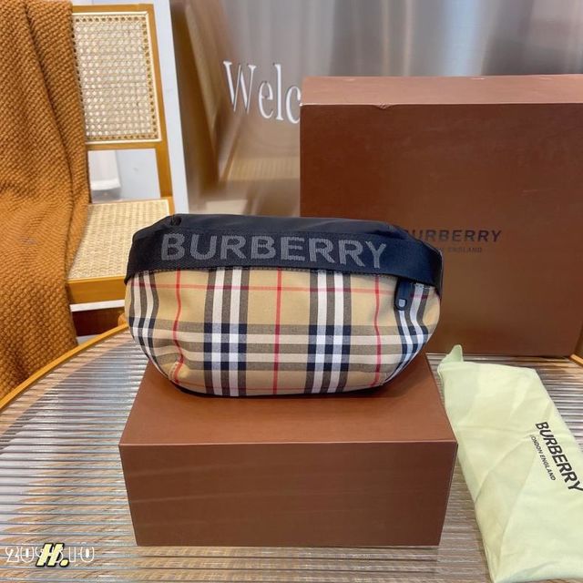 新品大人気バーバリーバッグ 送料無料WY69(BURBERRY(バーバリー) ) - フリマアプリ&サイトShoppies[ショッピーズ]