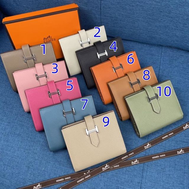 
新品Hermes佐川発送 綺麗美品C4L