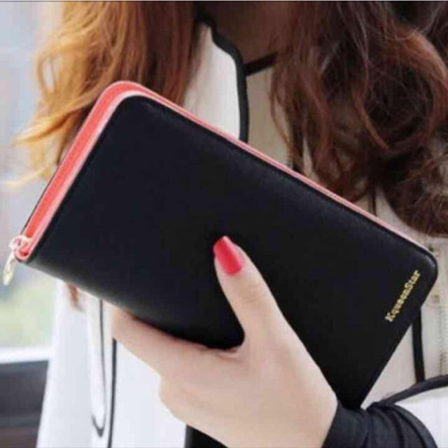 スマホも入るラウンドファスナー二つ折りレディース長財布 フリマアプリ サイトshoppies ショッピーズ