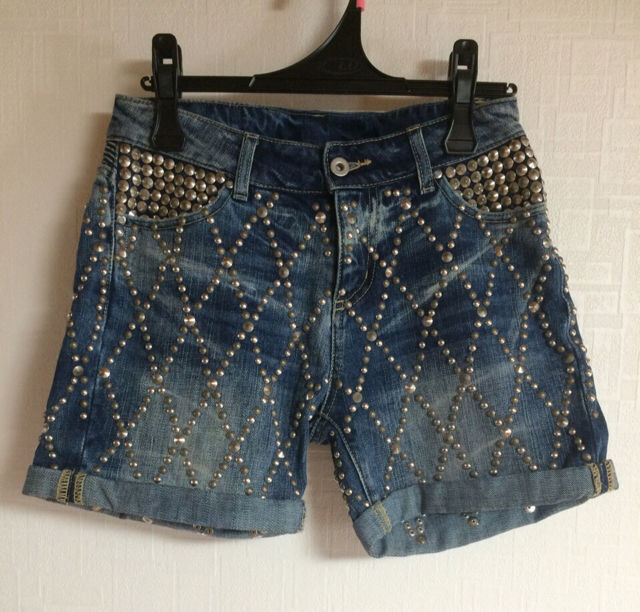 ルシェルブルー  スタッズ付パンツ