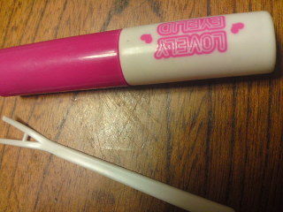 アイプチ つけまのり強力 フリマアプリ サイトshoppies ショッピーズ