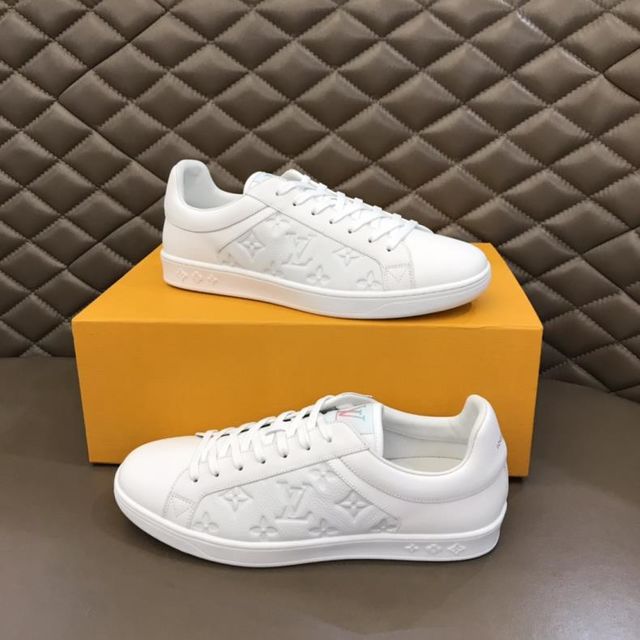 
爆売りLouisVuittonスニーカー ファッシBR5
