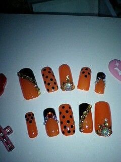 オレンジ ブラックネイル高級ガラスストーン使用 W2 フリマアプリ サイトshoppies ショッピーズ