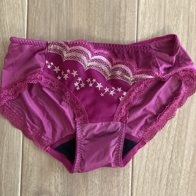 トリンプ　アモスタイル　サニタリーショーツ