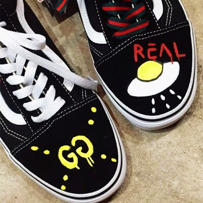 G Dragon オールドスクール スニーカー ペイント ヴァンズ Vans フリマアプリ サイトshoppies ショッピーズ