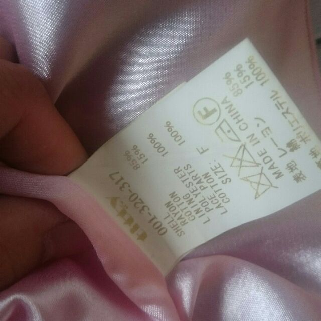 美品！titty&Co.レースパイピング花柄夏生地ワンピ