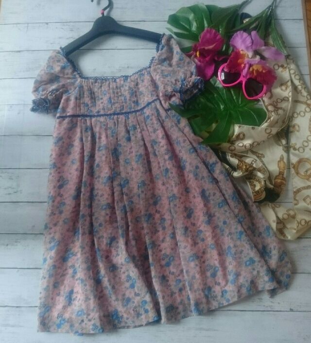 美品！titty&Co.レースパイピング花柄夏生地ワンピ