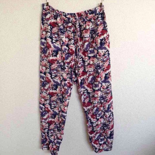 ニコアンド niko and... 花柄パンツ 