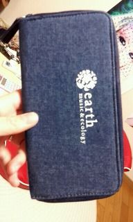 アースミュージックアンドエコロジー長財布 アースミュージック エコロジー フリマアプリ サイトshoppies ショッピーズ