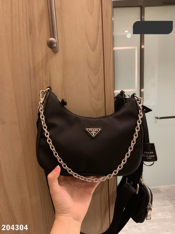 人気爆品Prada新品 国.内発。送 ショルダーバッグ