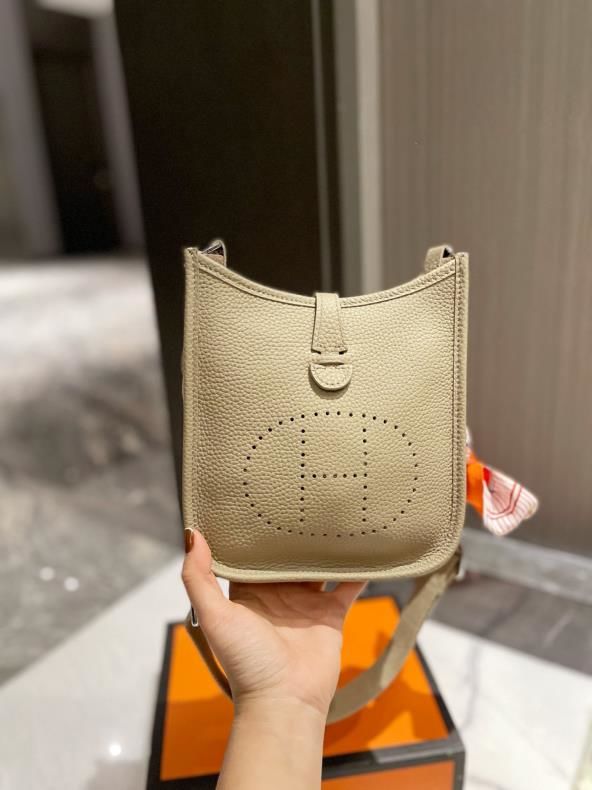 美品!Hermesバッグ 大人気8W7