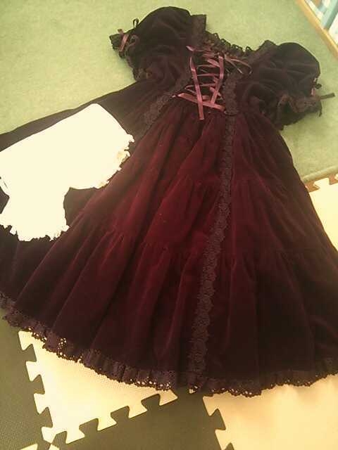 イノセントワールド 別珍4段ティアードワンピース イノセントワールド フリマアプリ サイトshoppies ショッピーズ