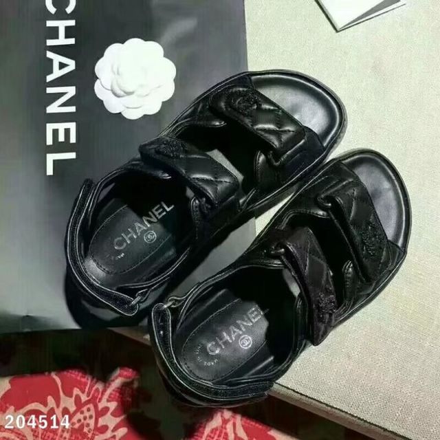 今季新作Chanel大人気 サンダル カップル