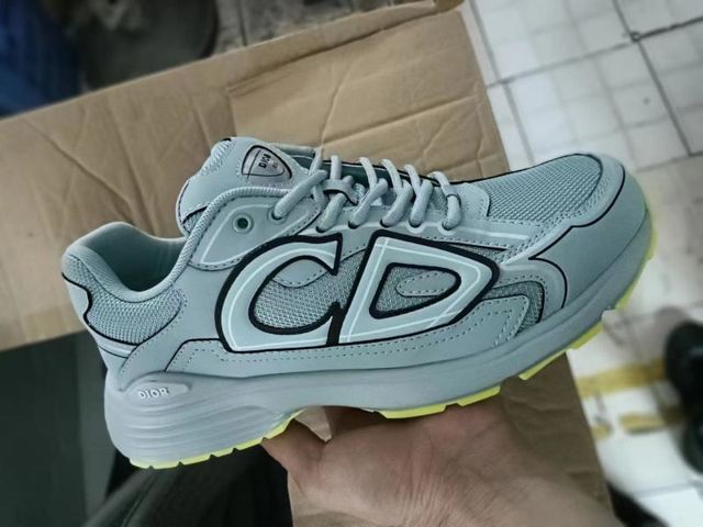 
爆売りクリスチャンディオールスニーカー ファッシCWQ