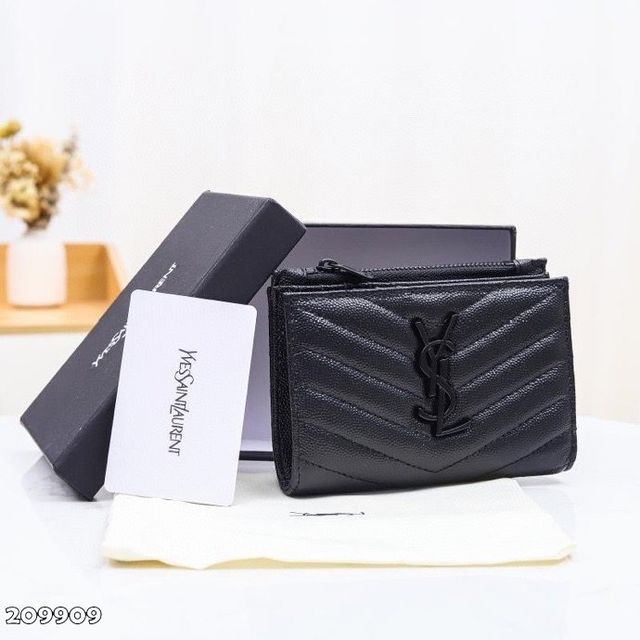 YvesSaintLaurent綺麗美品人気定番財。AI70