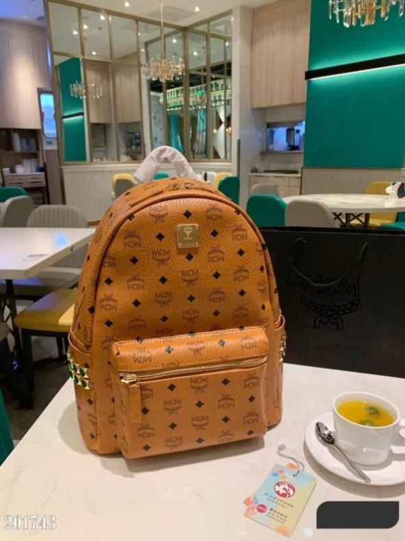 Mcm超人気　綺麗なリュック　国.内発。送　早い者勝ち