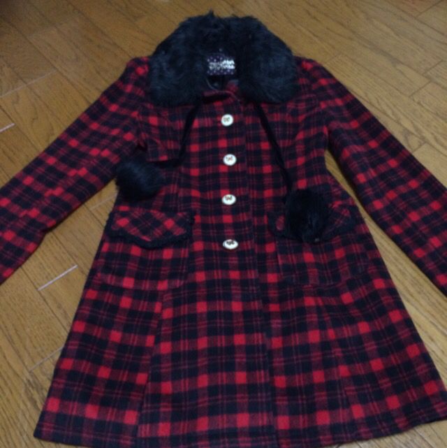 赤チェックコート トゥララ Tralala フリマアプリ サイトshoppies ショッピーズ