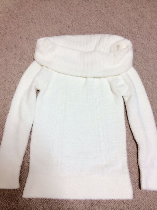 リズリサもこもこオフショル白ニット(リズリサ/LIZ LISA ) - フリマ