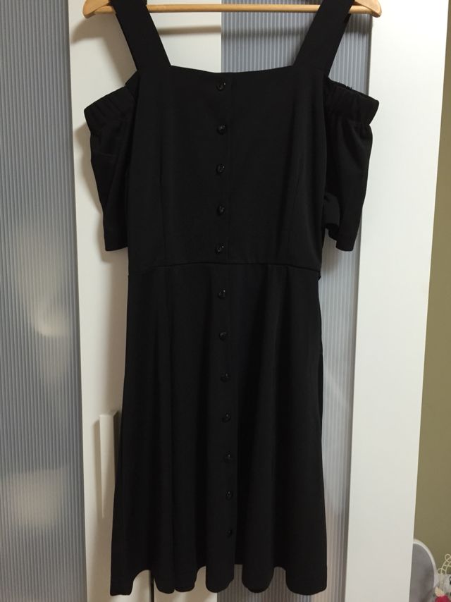 オフショルフレアワンピース