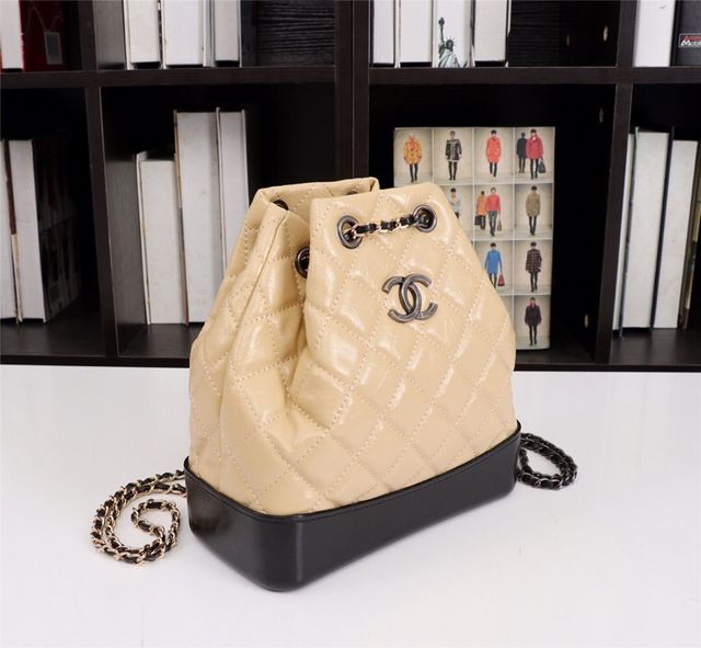 ファッションChanel新品 大99J