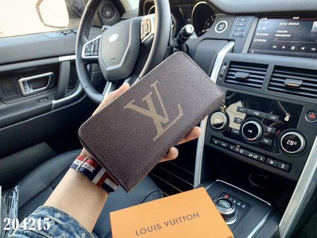 超人気美品LouisVuitton 財。布新品 お早めに！