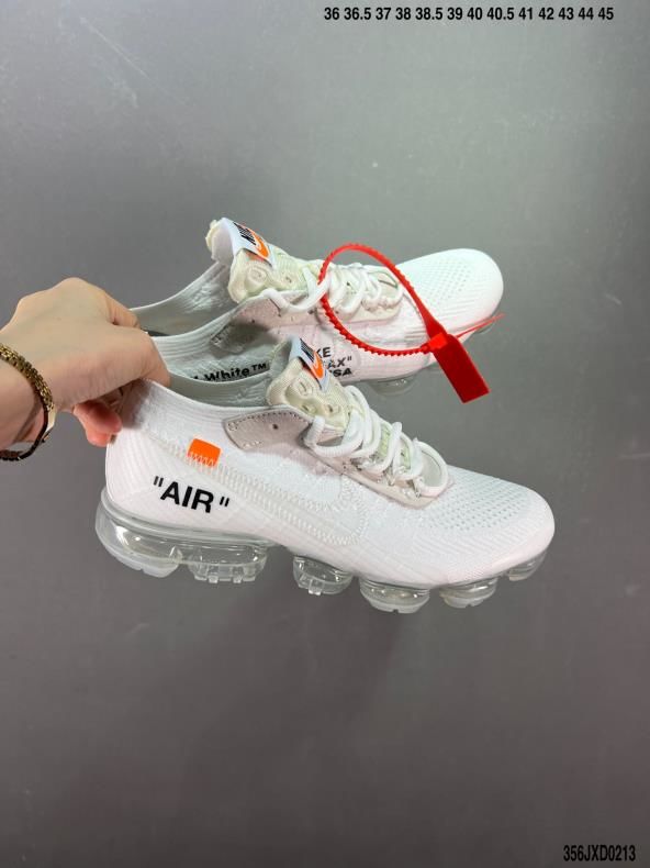 
新品スニーカーNike送料無料B8N