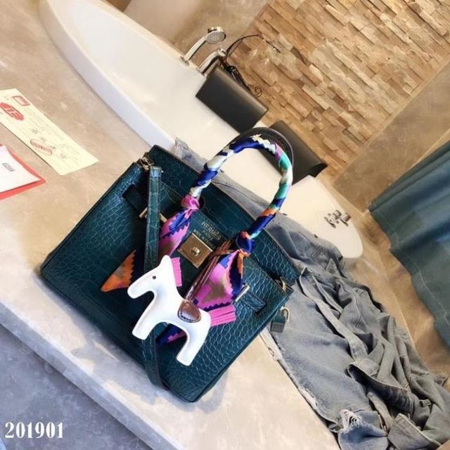 国.内発。送　超人気爆発Hermesトートバッグ