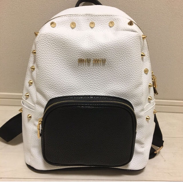 新品 miumiu リュック(ミュウミュウ ) - フリマアプリ&サイト