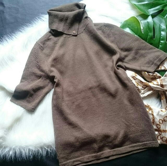 美品！インディヴィサイドボタン&times;タートル半袖ニット