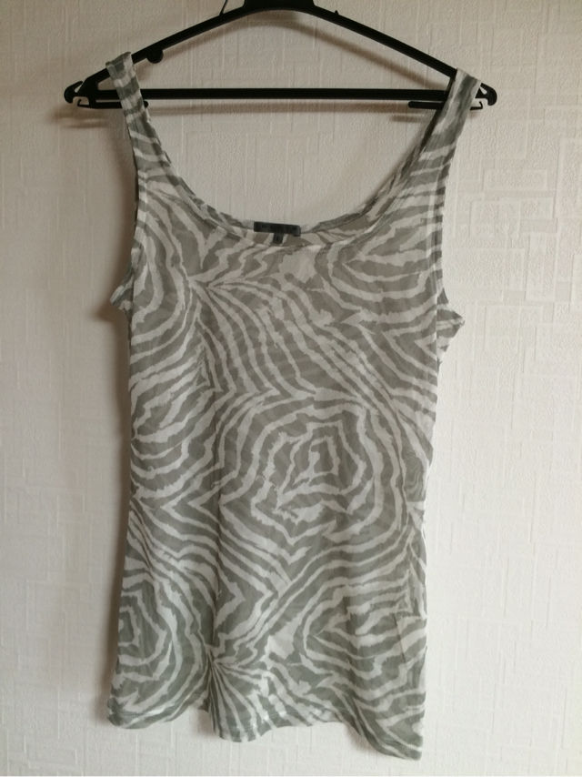 BLACK  bymoussy  タンクトップ