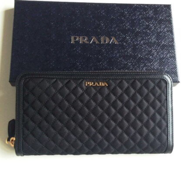 パワー ロンドン おしゃれじゃない プラダ アウトレット 価格 Ueda Style Jp