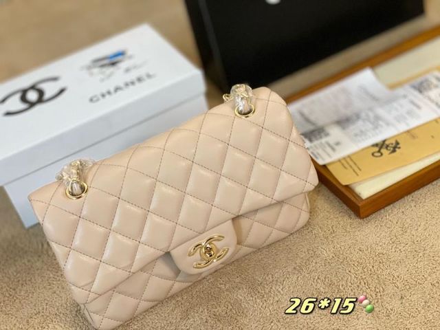 美品!シャネルバッグ 大人気8SV